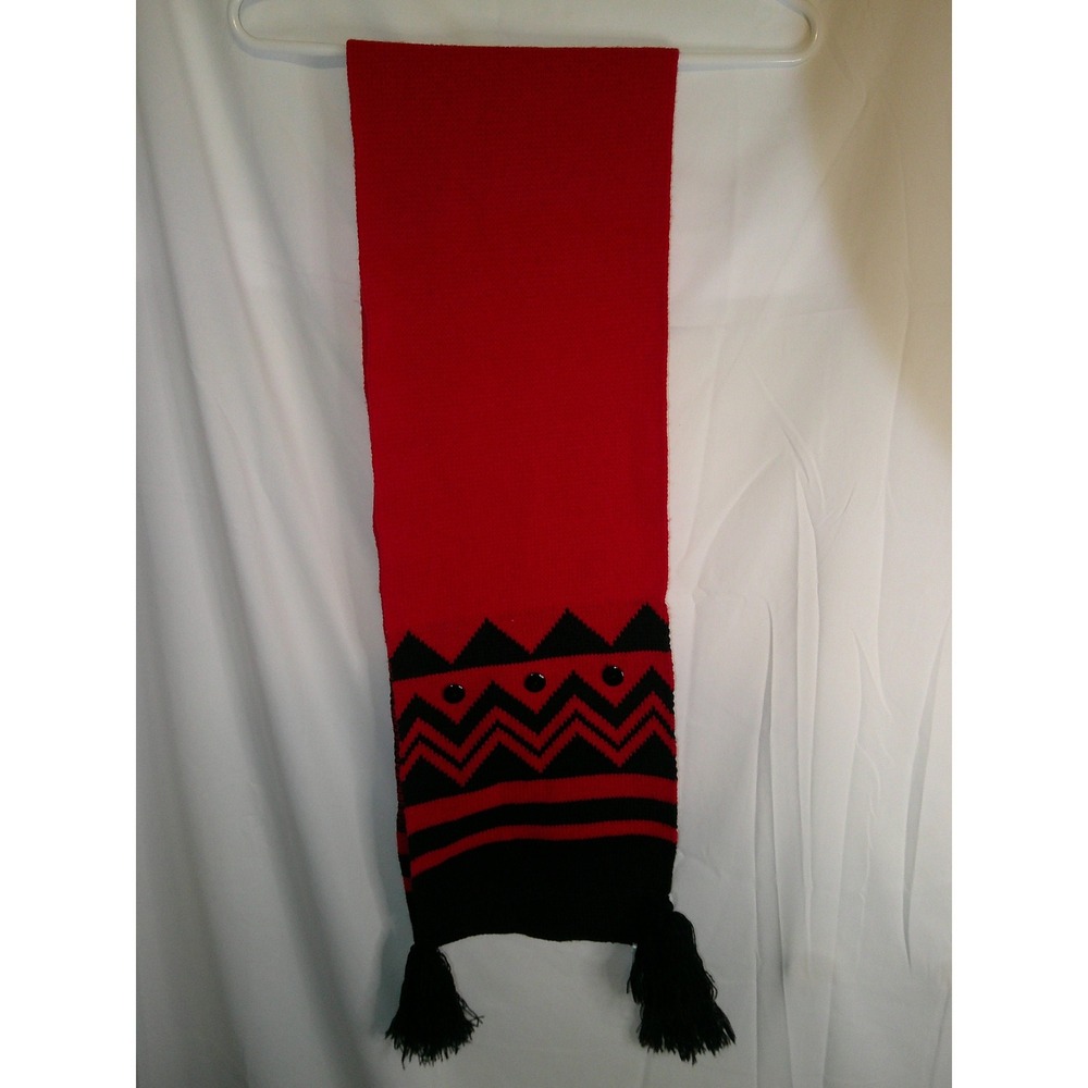 Rare Vintage Gitano Red Scarf‎ Knit Winter Warm Tassels Geometric Pattern